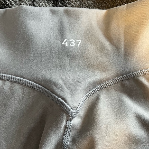 437 V cut Grey Leggings - XS brand new, never worn - Picture 1 of 5